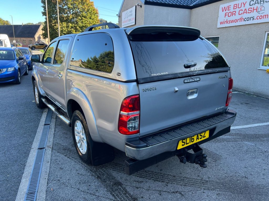 Used Toyota Hilux 2016 for sale - 76039119: Photo 4