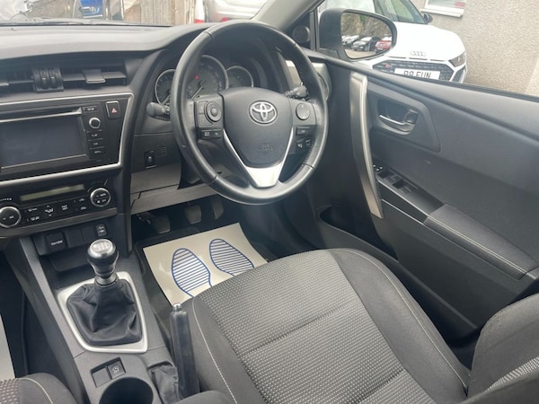 Used Toyota Auris 2013 for sale - 74947159: Photo 17