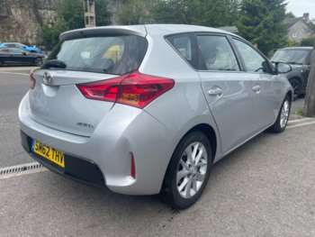 Used Toyota Auris 2013 for sale - 74947159: Photo