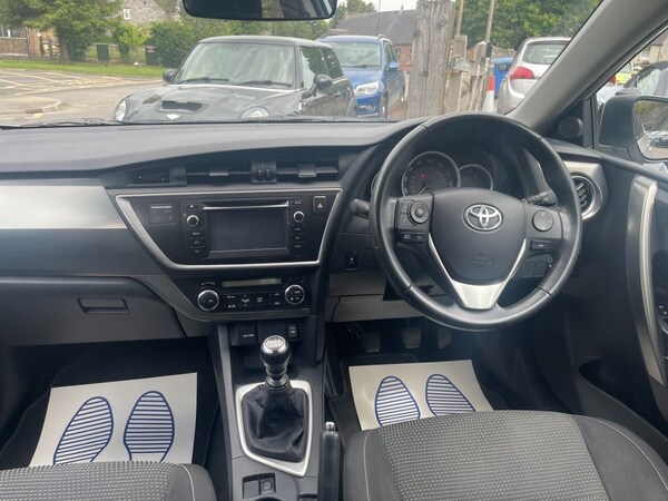 Used Toyota Auris 2013 for sale - 74947159: Photo 9