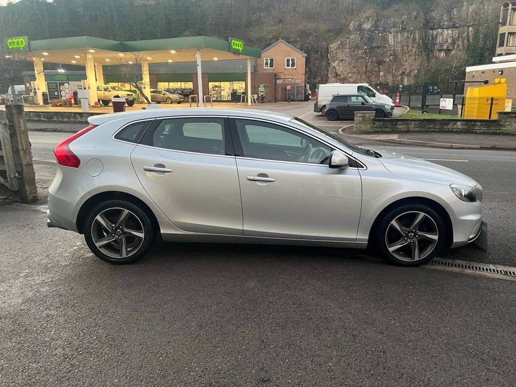 Used Volvo V40 2016 for sale - 76751307: Photo 12