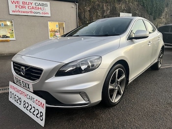 2016 (16) - D2 [120] R DESIGN 5dr