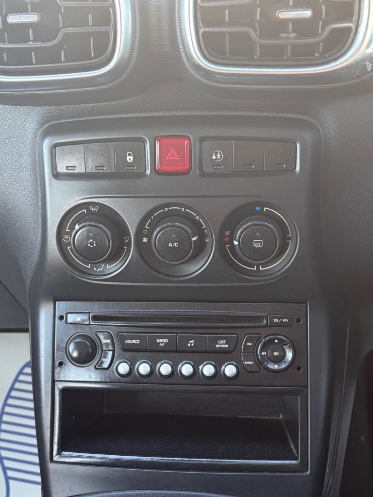 Used Citroen C3 Picasso 2011 for sale - 77161484: Photo 15