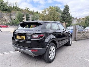 Used Land Rover Range Rover Evoque 2018 for sale - 79334550: Photo