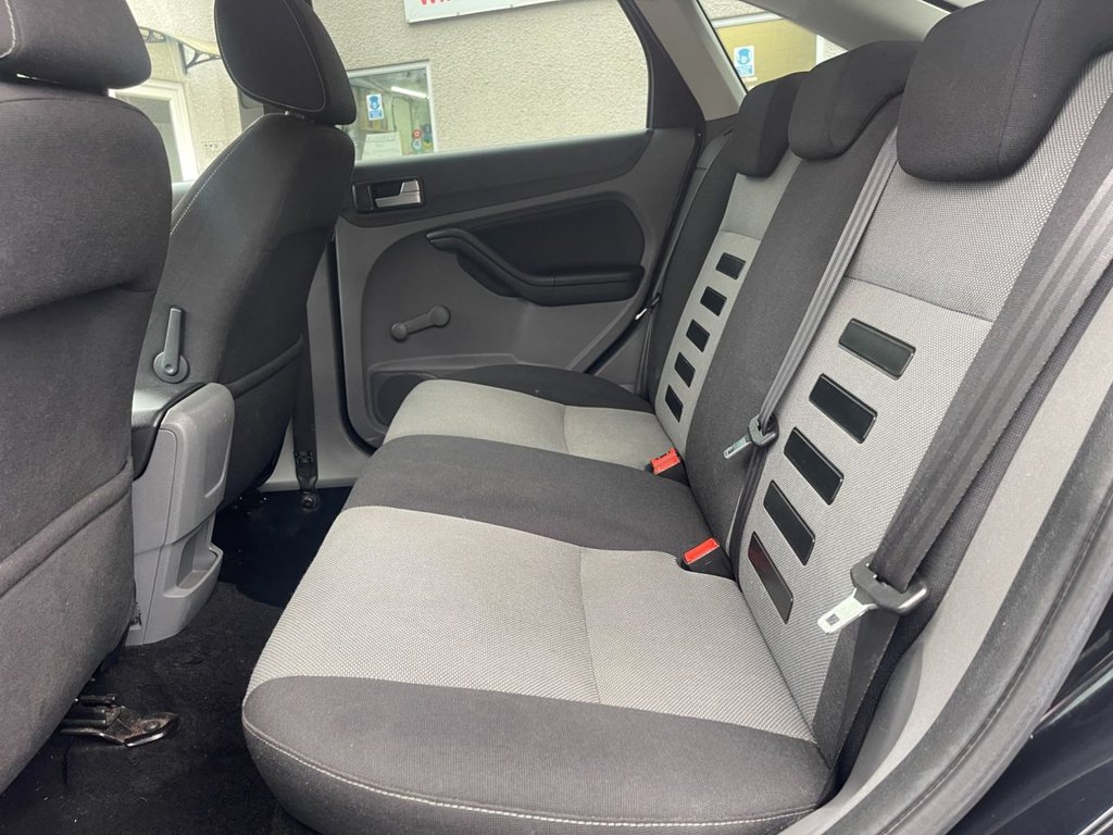 Used Ford Focus 2010 for sale - 77436570: Photo 10