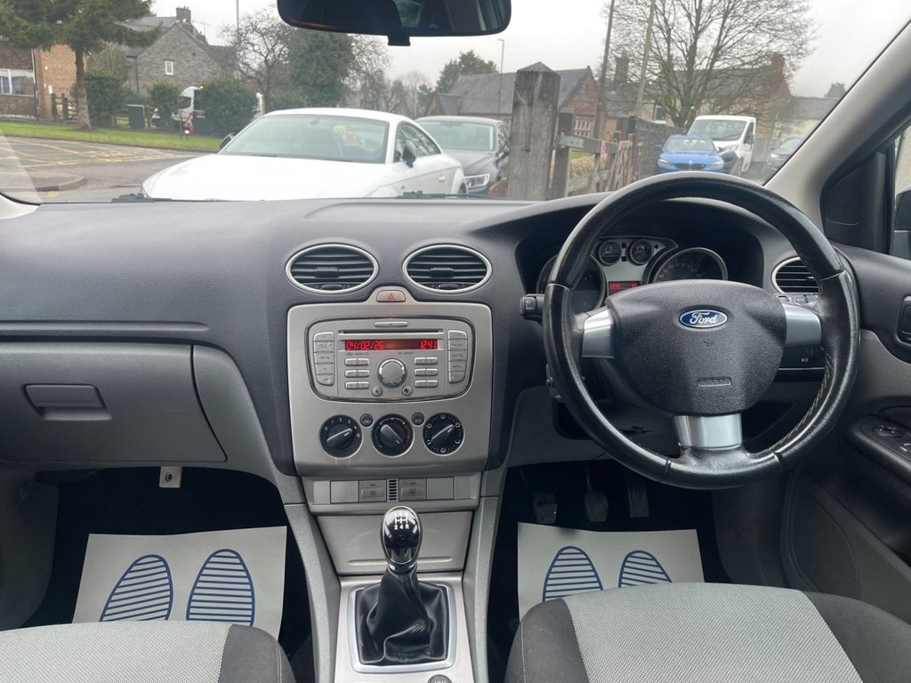 Used Ford Focus 2010 for sale - 77436570: Photo 13