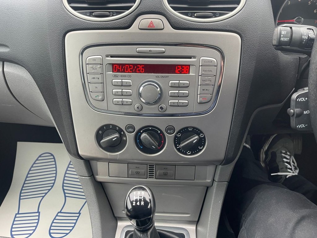 Used Ford Focus 2010 for sale - 77436570: Photo 14