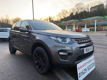 Used Land Rover Discovery Sport 2016 for sale - 76973635: Photo