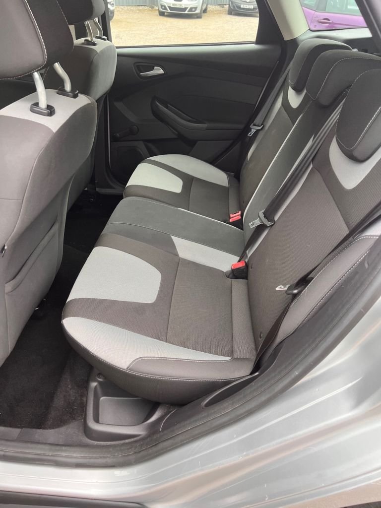 Used Ford Focus 2012 for sale - 76019065: Photo 19
