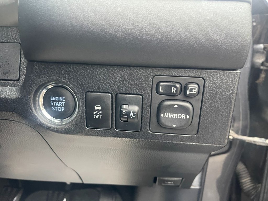 Used Toyota RAV4 2013 for sale - 76406661: Photo 21