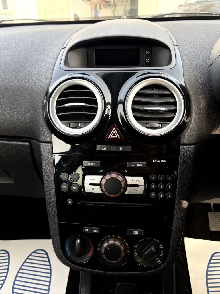 Used Vauxhall Corsa 2011 for sale - 77780759: Photo 12