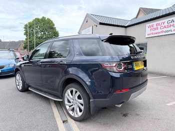 Used Land Rover Discovery Sport 2016 for sale - 79358986: Photo