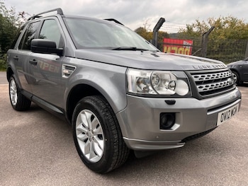 2012 (12) - 2.2 TD4 XS SUV 5dr Diesel Manual 4WD Euro 5 (s/s) (150 ps)