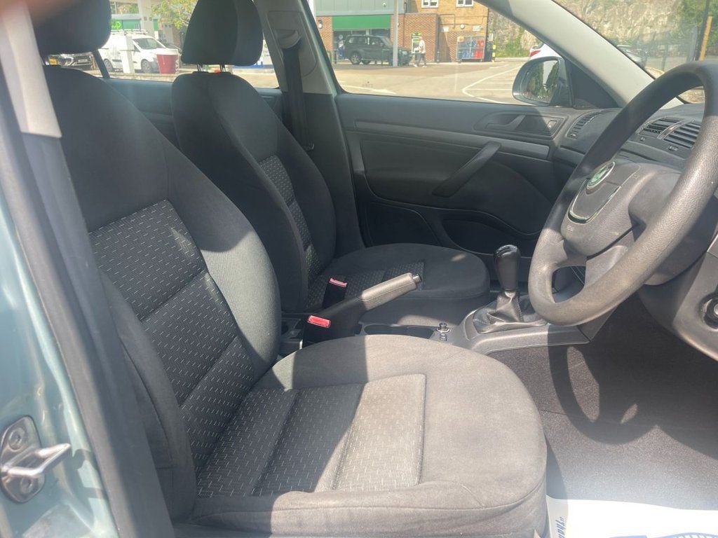 Used Skoda Octavia 2010 for sale - 77394586: Photo 10