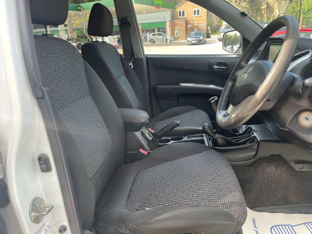 Used Mitsubishi L200 2014 for sale - 76018820: Photo 5