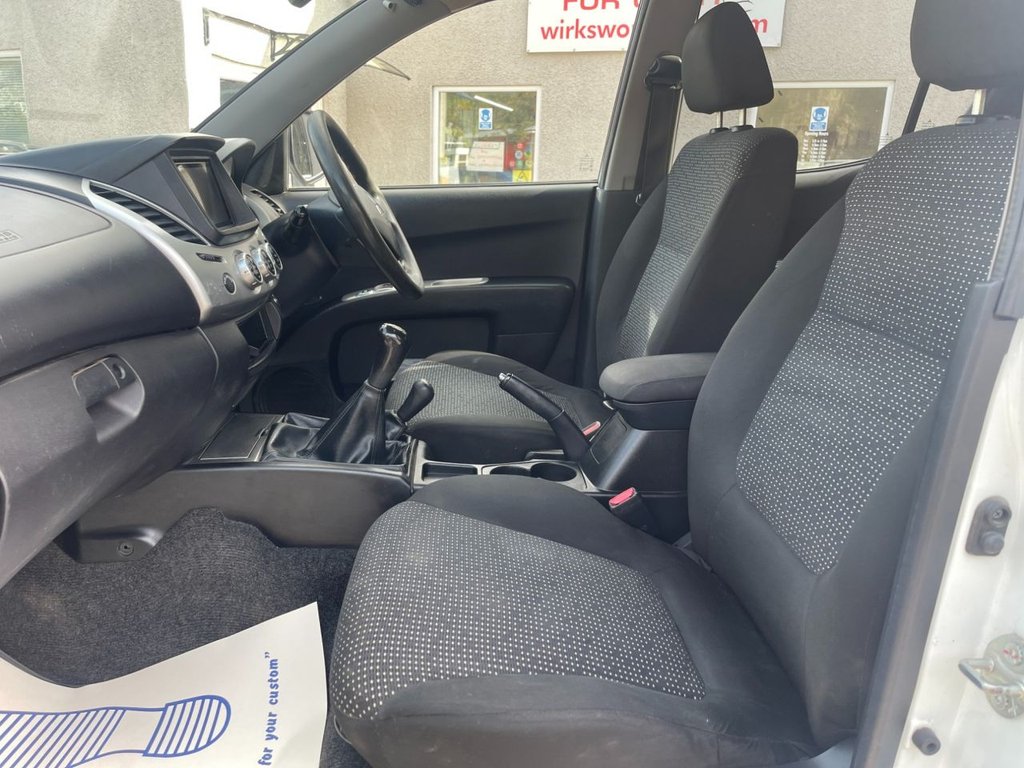 Used Mitsubishi L200 2014 for sale - 76018820: Photo 8