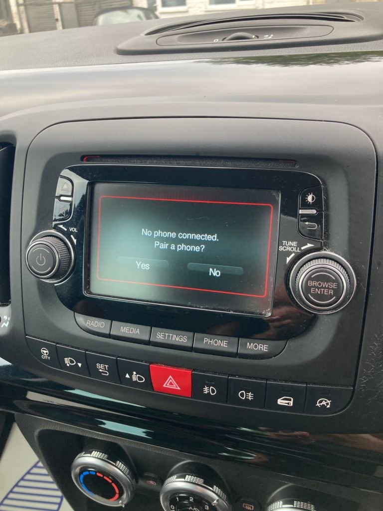 Used Fiat 500L 2014 for sale - 76147716: Photo 25