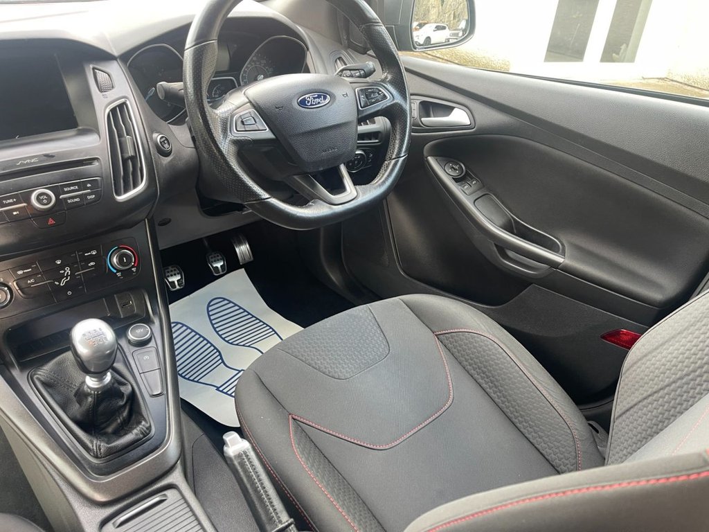 Used Ford Focus 2017 for sale - 76333550: Photo 16