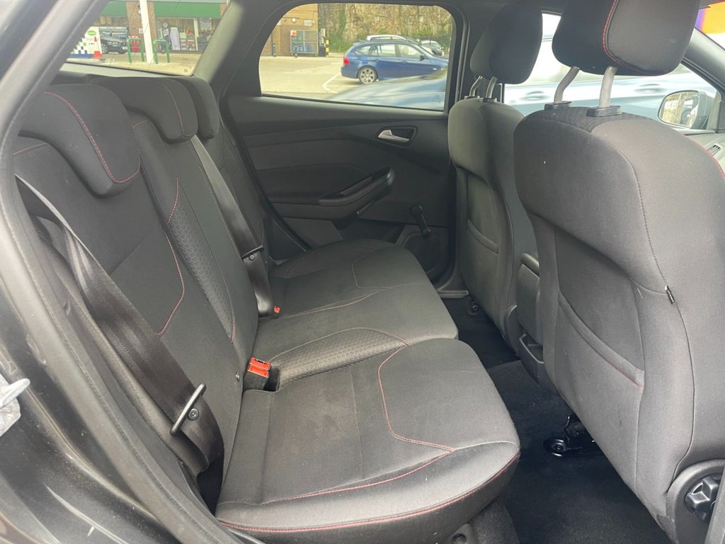 Used Ford Focus 2017 for sale - 76333550: Photo 6