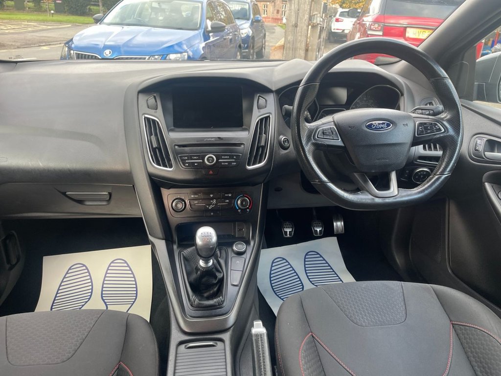 Used Ford Focus 2017 for sale - 76333550: Photo 8