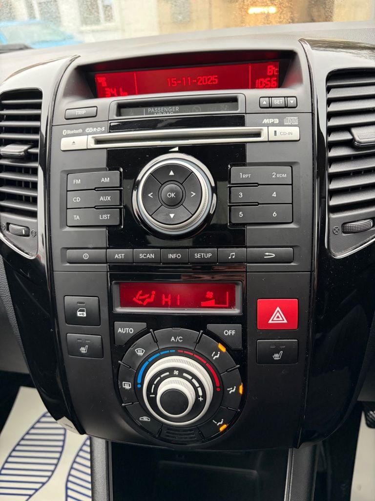 Used Kia Venga 2014 for sale - 76590824: Photo 14