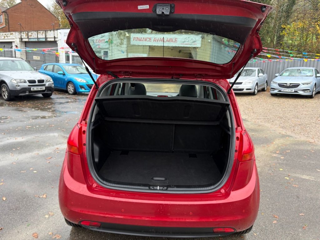 Used Kia Venga 2014 for sale - 76590824: Photo 24