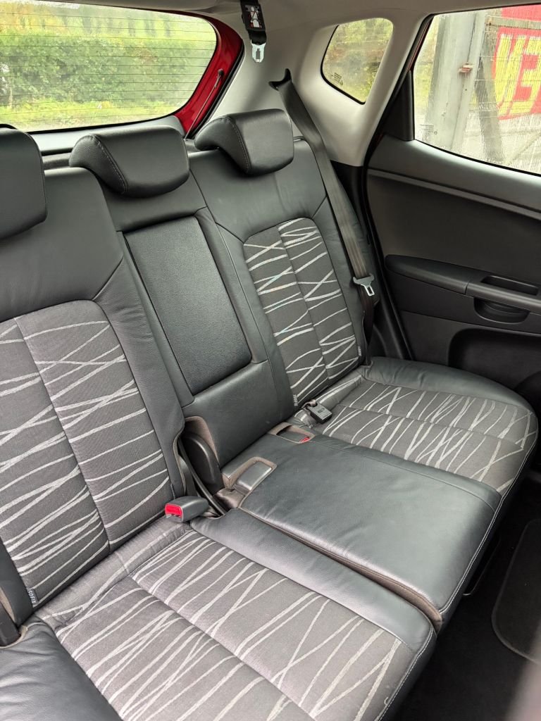 Used Kia Venga 2014 for sale - 76590824: Photo 26