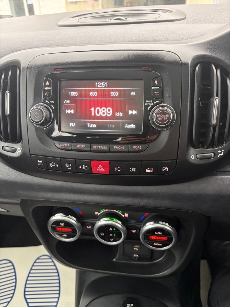 Used Fiat 500L 2013 for sale - 76724514: Photo 14