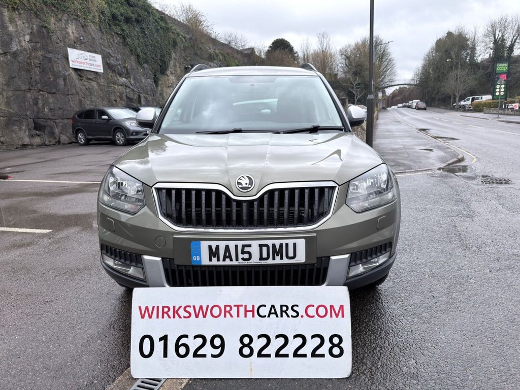 Used Skoda Yeti 2015 for sale - 77642555: Photo 2