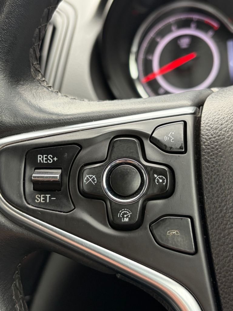 Used Vauxhall Insignia 2014 for sale - 77792095: Photo 19