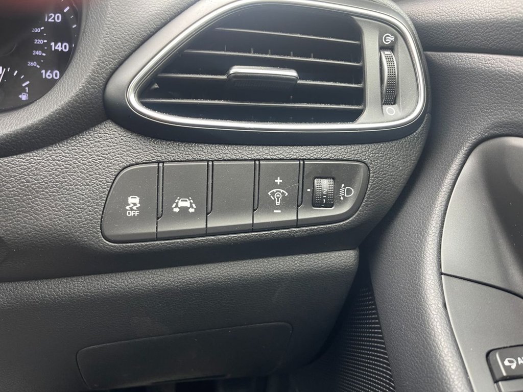 Used Hyundai i30 2018 for sale - 76132540: Photo 22