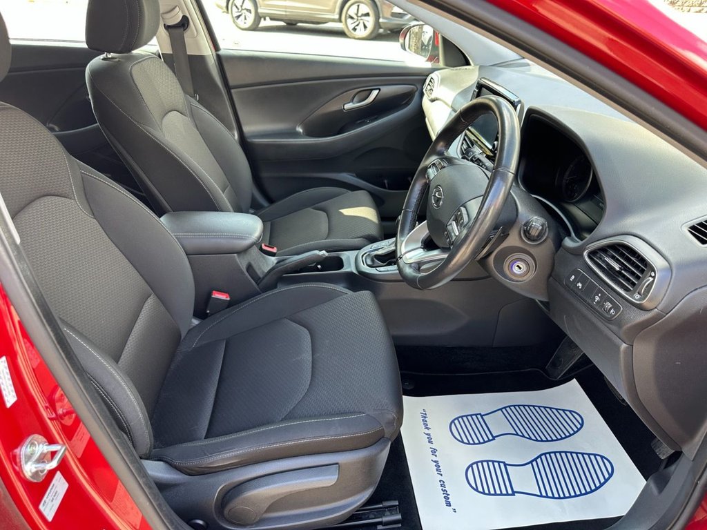 Used Hyundai i30 2018 for sale - 76132540: Photo 5