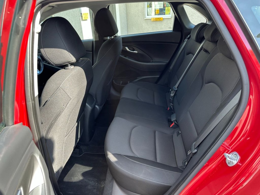 Used Hyundai i30 2018 for sale - 76132540: Photo 6