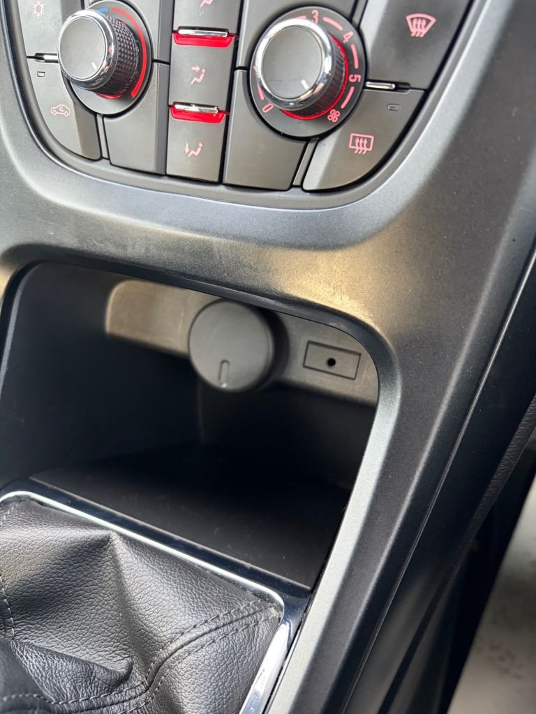 Used Vauxhall Astra 2013 for sale - 76654989: Photo 14