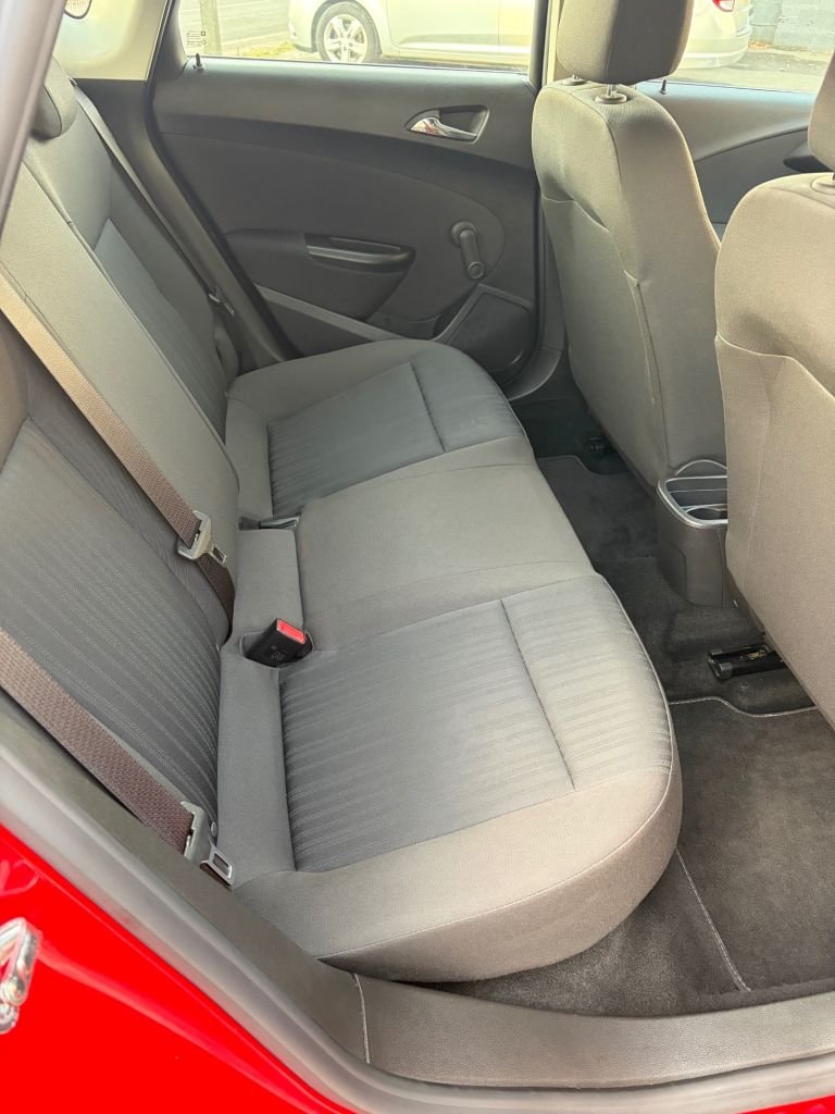 Used Vauxhall Astra 2013 for sale - 76654989: Photo 15