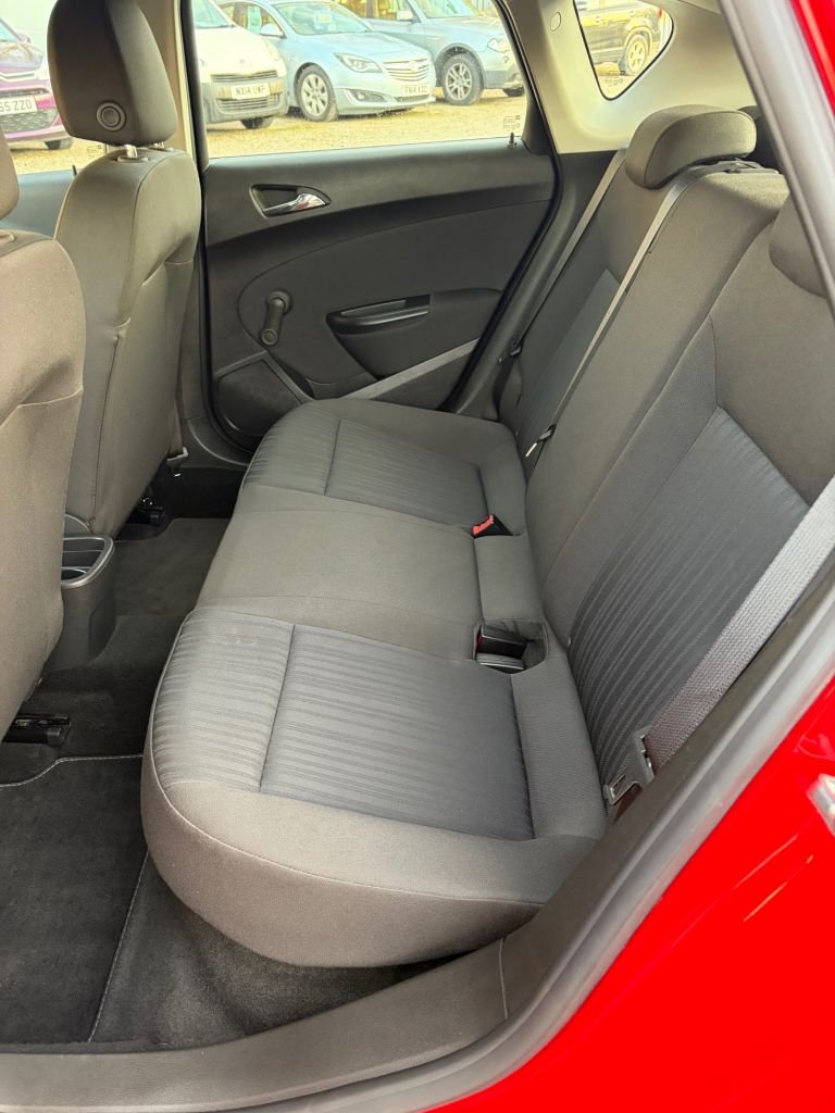 Used Vauxhall Astra 2013 for sale - 76654989: Photo 18