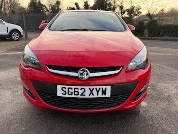 Used Vauxhall Astra 2013 for sale - 76654989: Photo