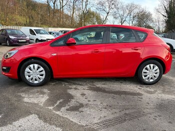 Used Vauxhall Astra 2013 for sale - 76654989: Photo