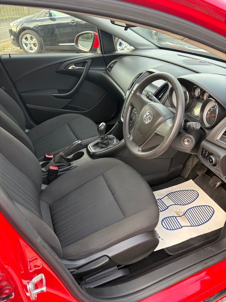 Used Vauxhall Astra 2013 for sale - 76654989: Photo 9