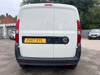 Used Vauxhall Combo 2017 for sale - 75444471: Photo