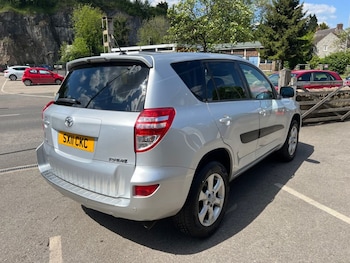 Used Toyota RAV4 2011 for sale - 76105675: Photo 3