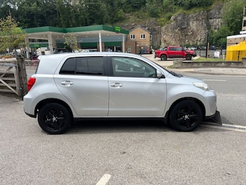 Used Toyota Urbancruiser 2010 for sale - 77384411: Photo