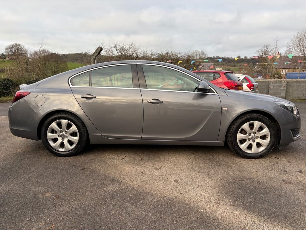 Used Vauxhall Insignia 2017 for sale - 77301836: Photo 12