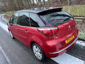 Used Citroen C4 Picasso 2013 for sale - 77152393: Photo