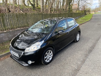 Used Peugeot 208 2014 for sale - 78236994: Photo