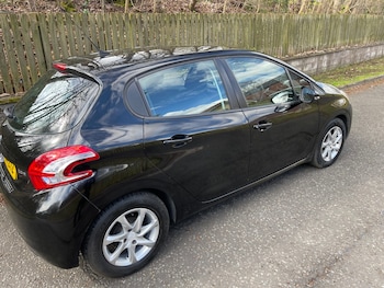 Used Peugeot 208 2014 for sale - 78236994: Photo