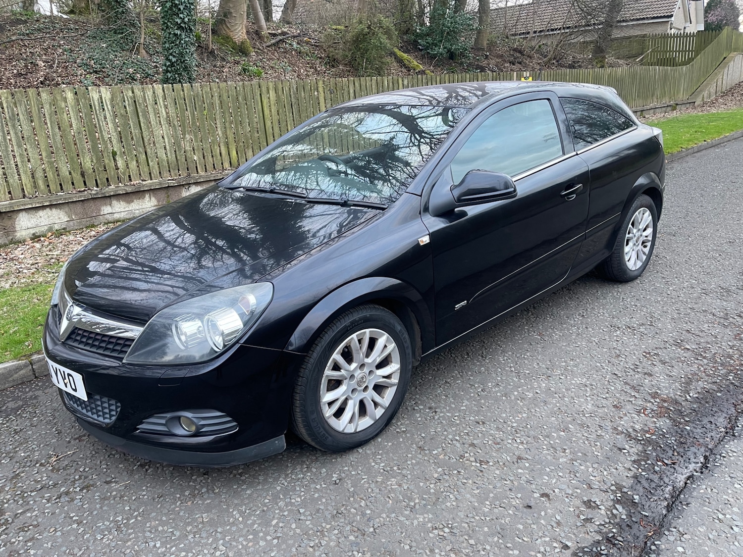 Used Vauxhall Astra 2010 for sale - 77935410: Photo 2