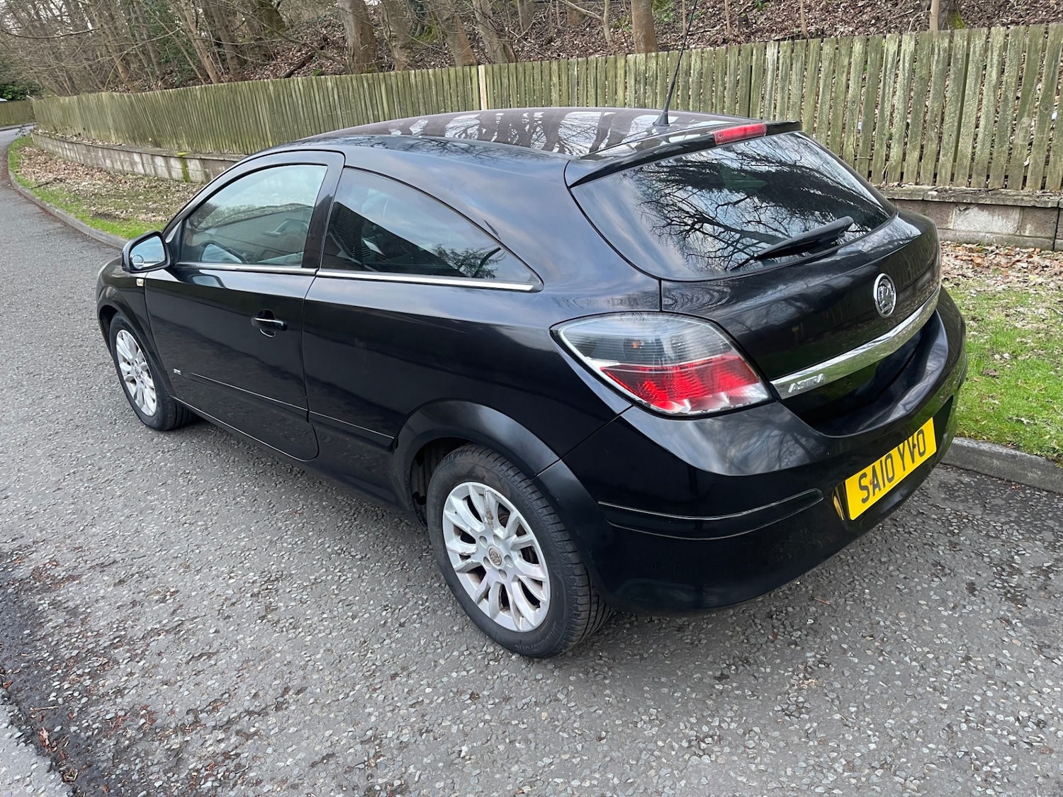 Used Vauxhall Astra 2010 for sale - 77935410: Photo 3