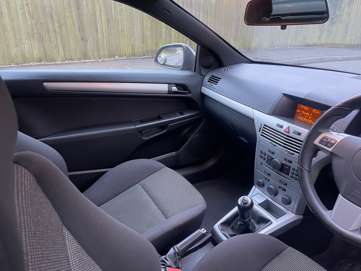 Used Vauxhall Astra 2010 for sale - 77935410: Photo 5