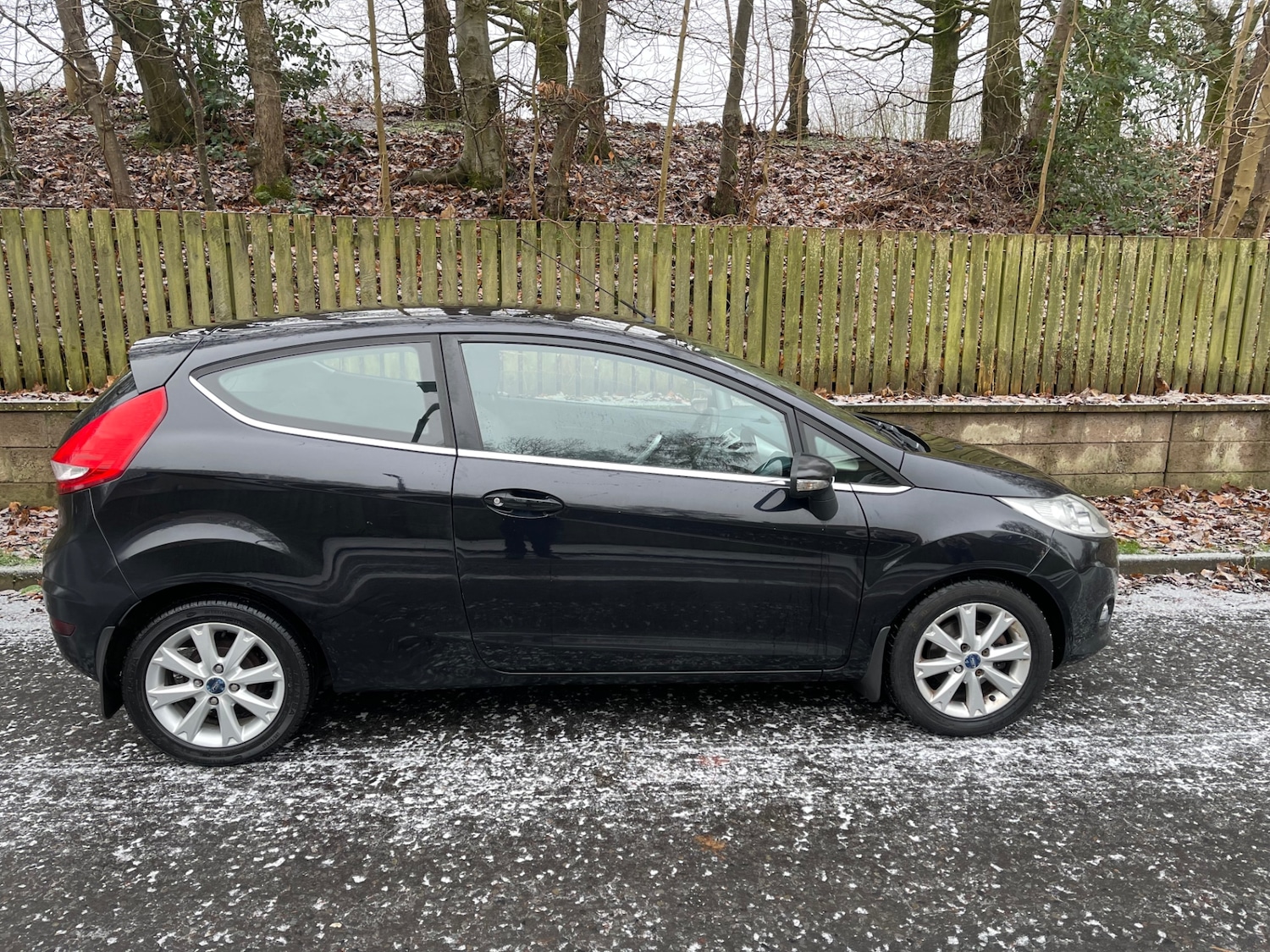 Used Ford Fiesta 2010 for sale - 77152411: Photo 7